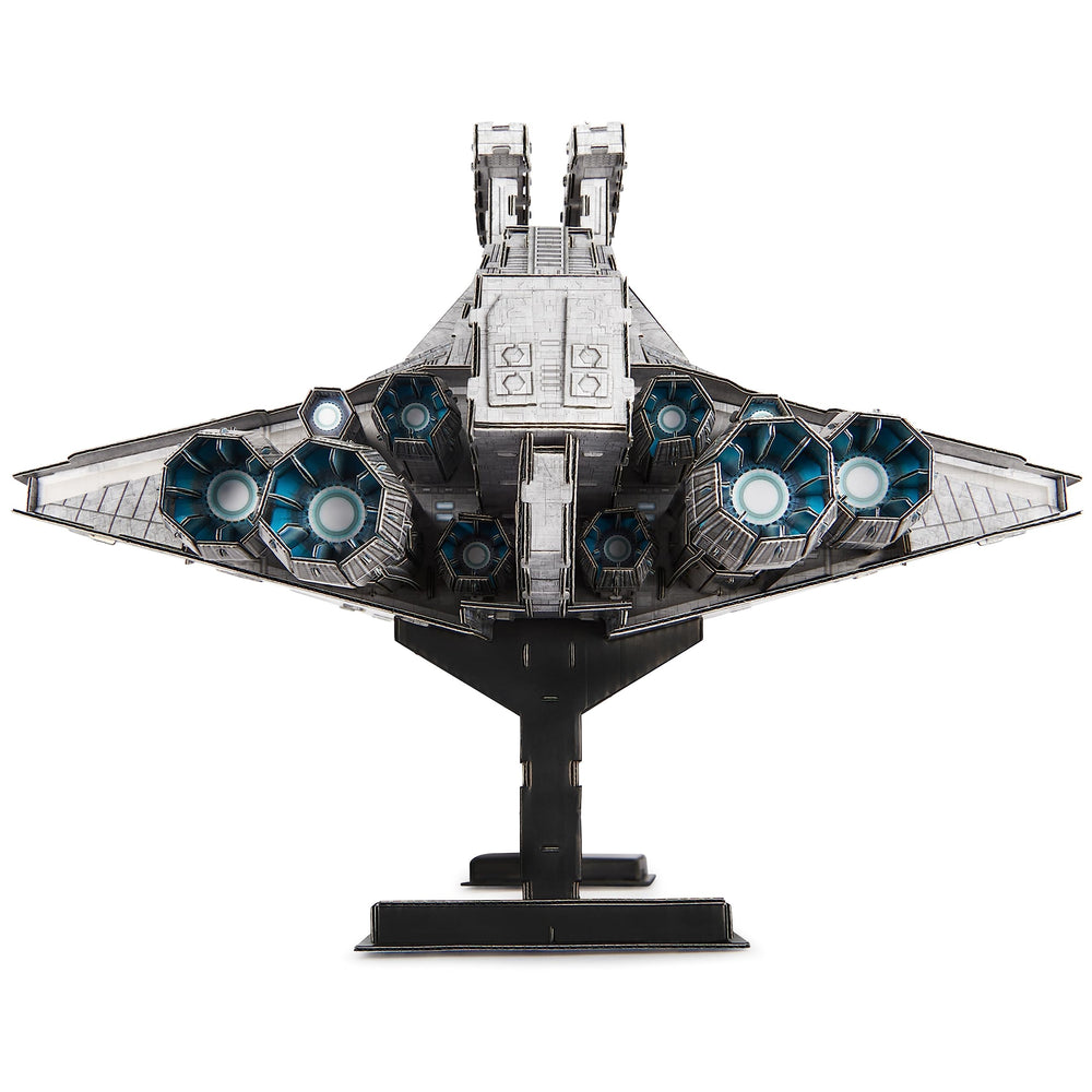 4D Build Venator packaging with glue included on display