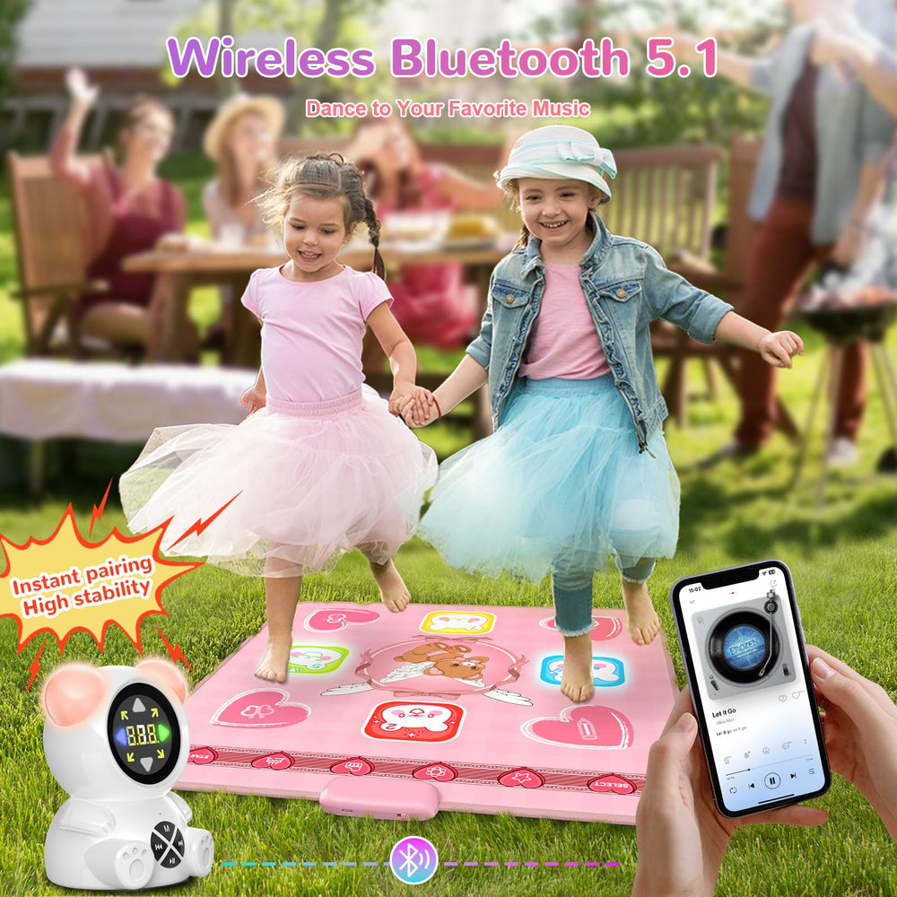 Acelufly bear shaped music player delivers clear sound outdoors