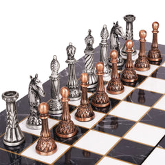 Agirlgle metal chess pieces with satisfying weight and durability