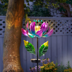 AIINY polished metal petals reflect sunlight for a sparkling effect