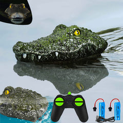 Akargol crocodile head boat moves lifelike in pool.