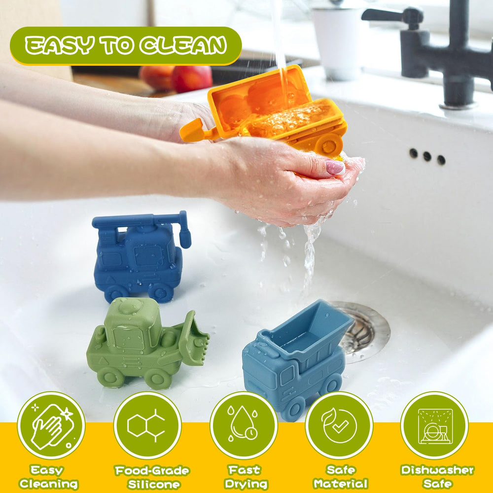 AMCHSURI bath toy excavator with detachable parts for splash adventures.