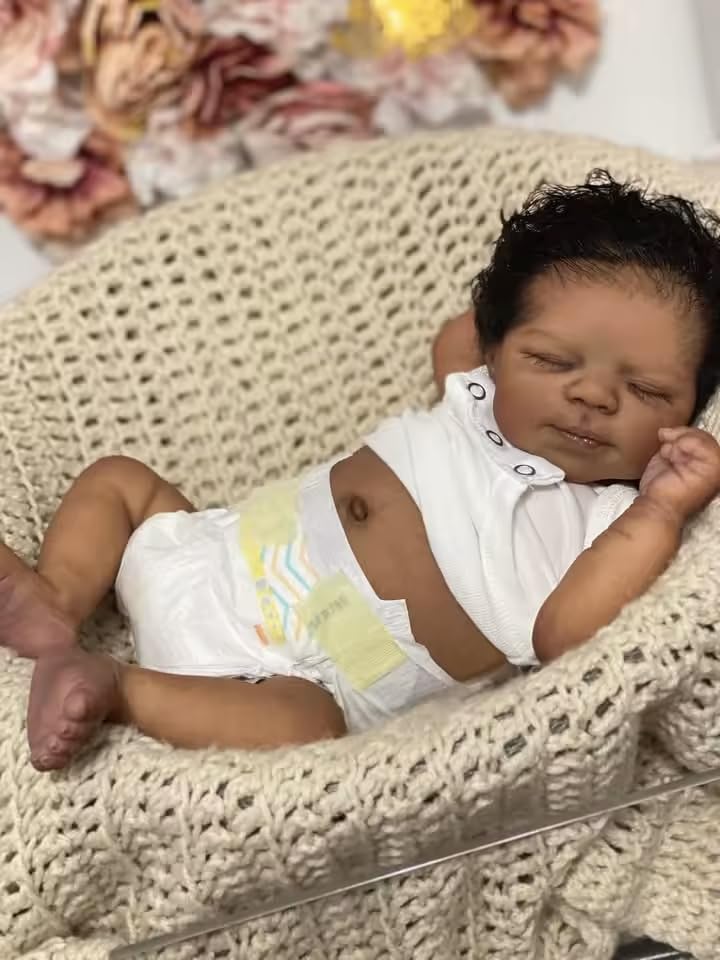 Anano reborn doll face with expressive eyes and lashes for lifelike play