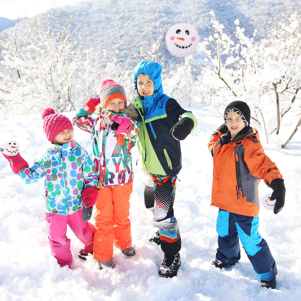 Aneco set includes three styles to identify teams during play.