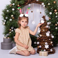Aneco LED star headband brightens holiday photos and memories.