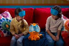 Animagic Baby Garfield lasagna accessory enhances pretend meals during play
