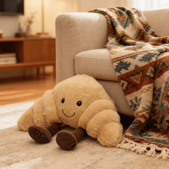 Annshein soft polyester croissant plush is durable for daily use.