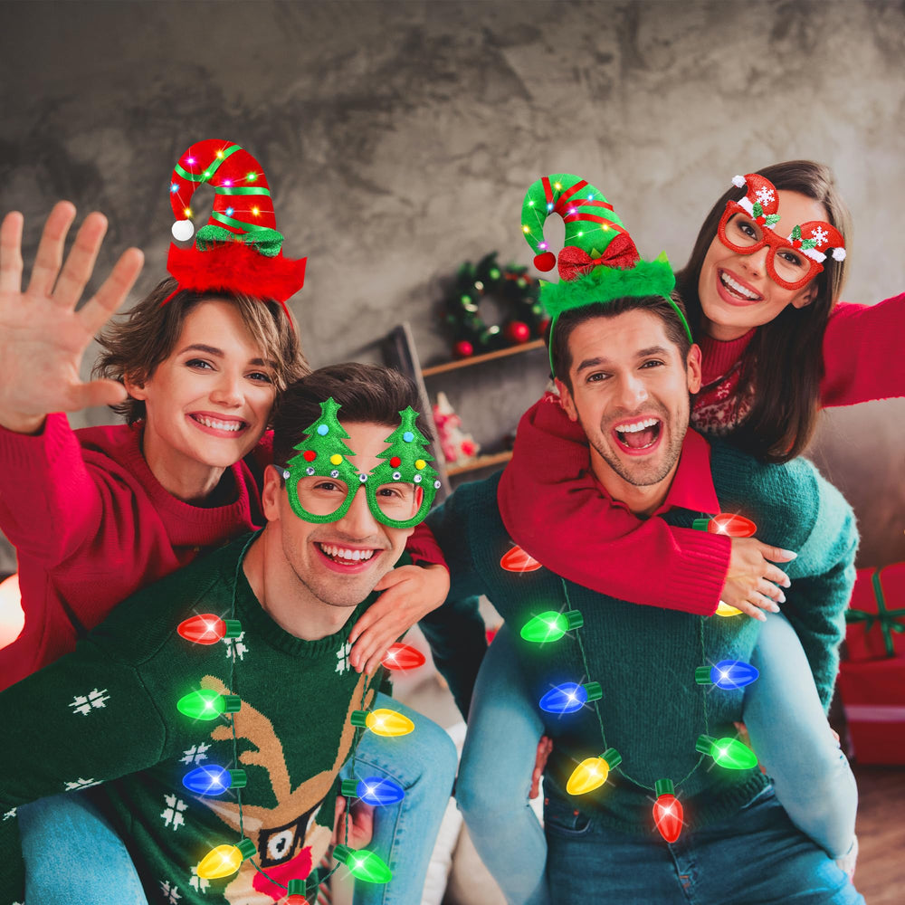 Aodaer durable storage keeps Christmas accessories organized