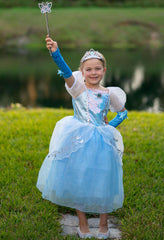 Aolliya Princess Dress blue lace-trim close-up with puff sleeves.