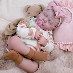 Aori 2.0 magnetic pacifier included for realism