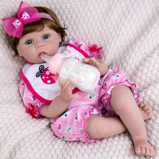 Aori lifelike reborn baby doll face detail shows natural skin tones for authentic play.