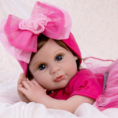 Aori 22-inch weighted cloth body for cuddly, hug-friendly play