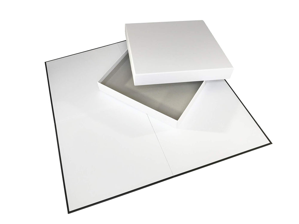 Apostrophe Games blank board 20x20 ready for your custom game design.