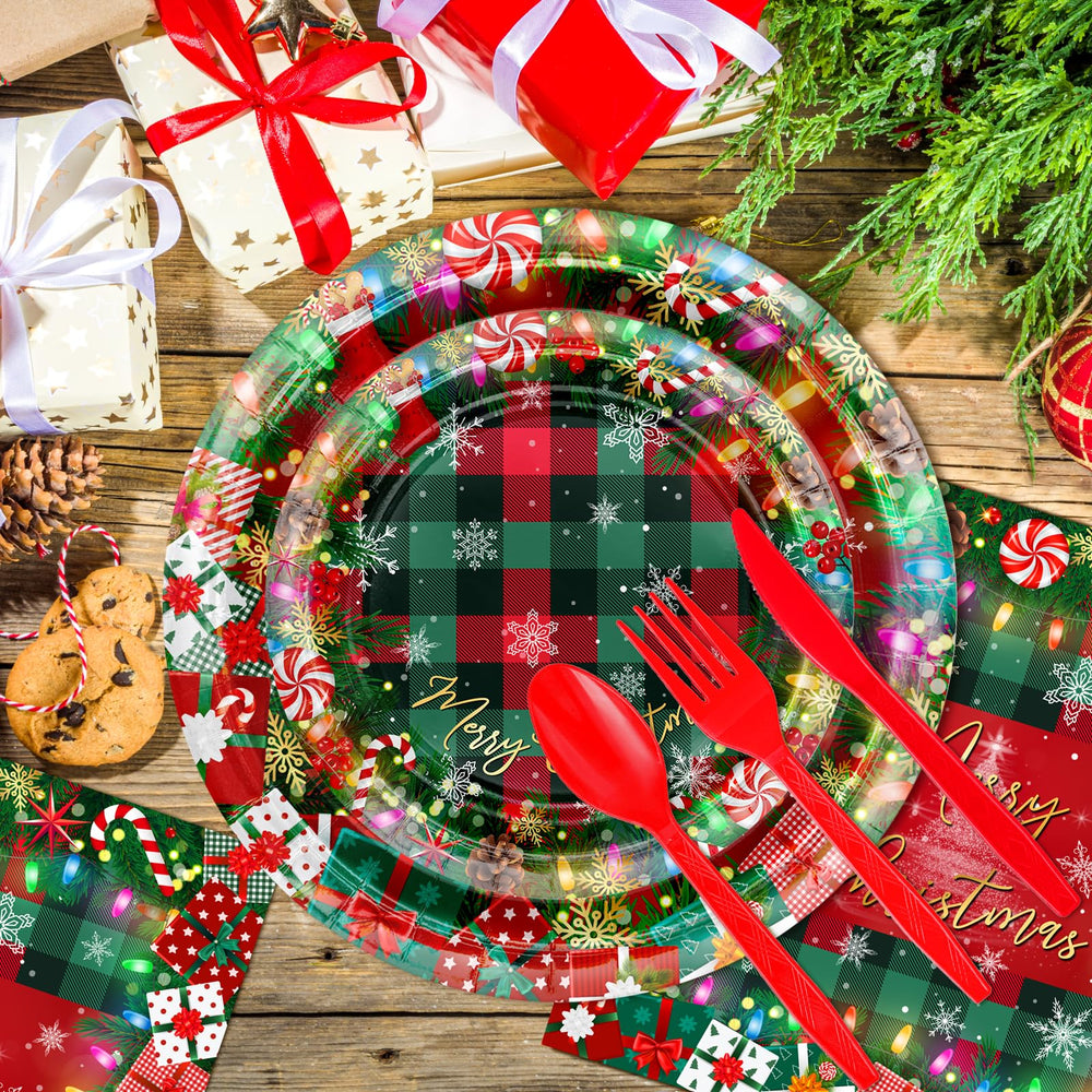 Avezano Christmas cups with straws for convenient party beverages.