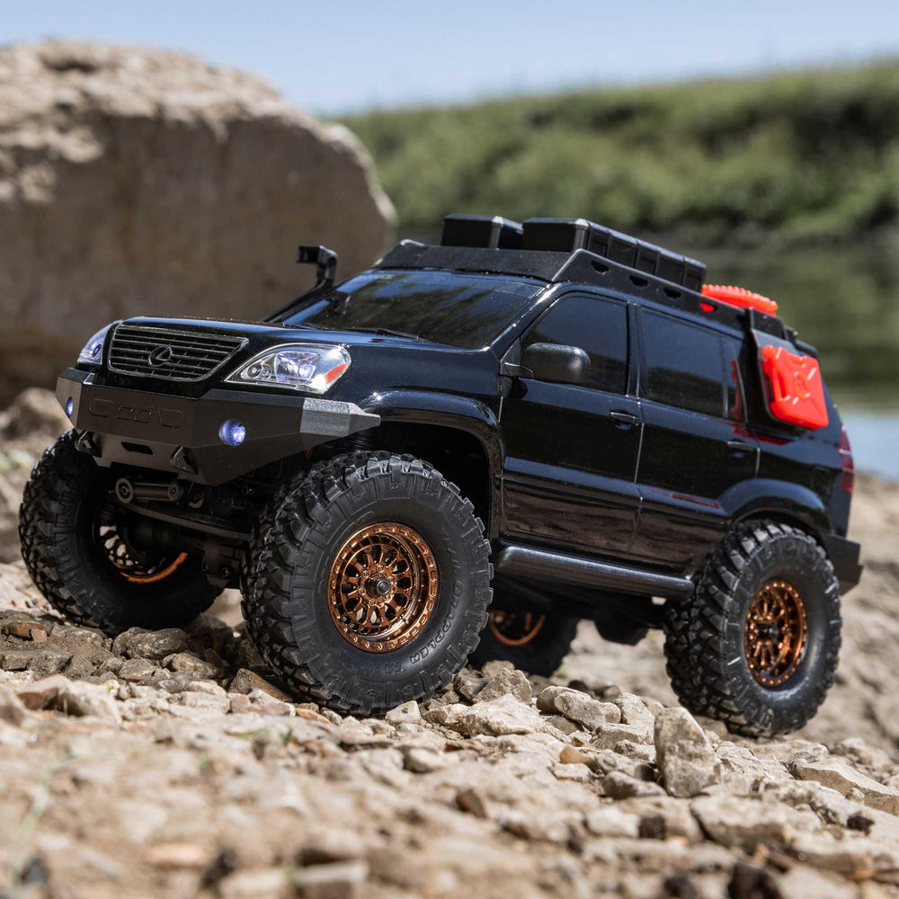 Axial SCX24 Lexus GX470 radio system for precise steering.