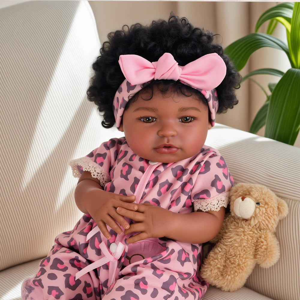 BABESIDE Reborn doll realistic eyes and lashes during play