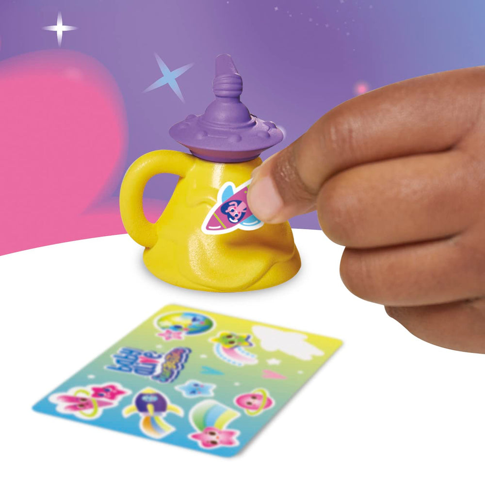 Collect all Star Besties dolls to expand Lovely Luna’s galaxy of stories