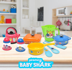 Baby Shark dishes brighten play while inspiring imaginative menus.