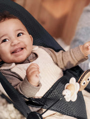 BabyBjorn Easy attach and remove clip supports simple setup on bouncers