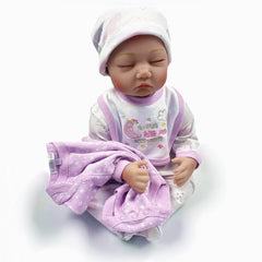 Babyfere reborn-doll-bib protects outfits during feeding moments