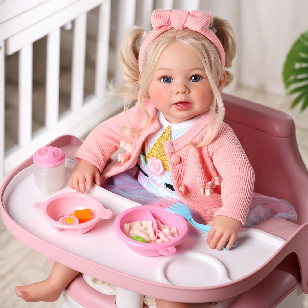 BABESIDE Stella soft velvety skin with detailed facial features.
