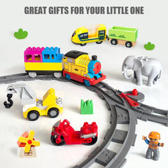BananMelonBM light-grey tracks offer durable, easy-to-clean play surfaces.