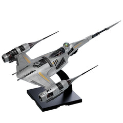 Bandai Spirits Mandalorian N-1 Starfighter model kit cover, ideal for display and collection.