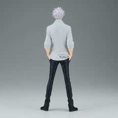 Close-up of Gojo’s facial features and hair highlights craftsmanship and character likeness.