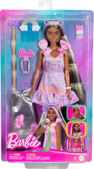 Barbie Fun & Fancy accessories set supports versatile styling play.