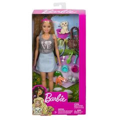 Barbie dog bone accessory enhances interactive pet-care storytelling.