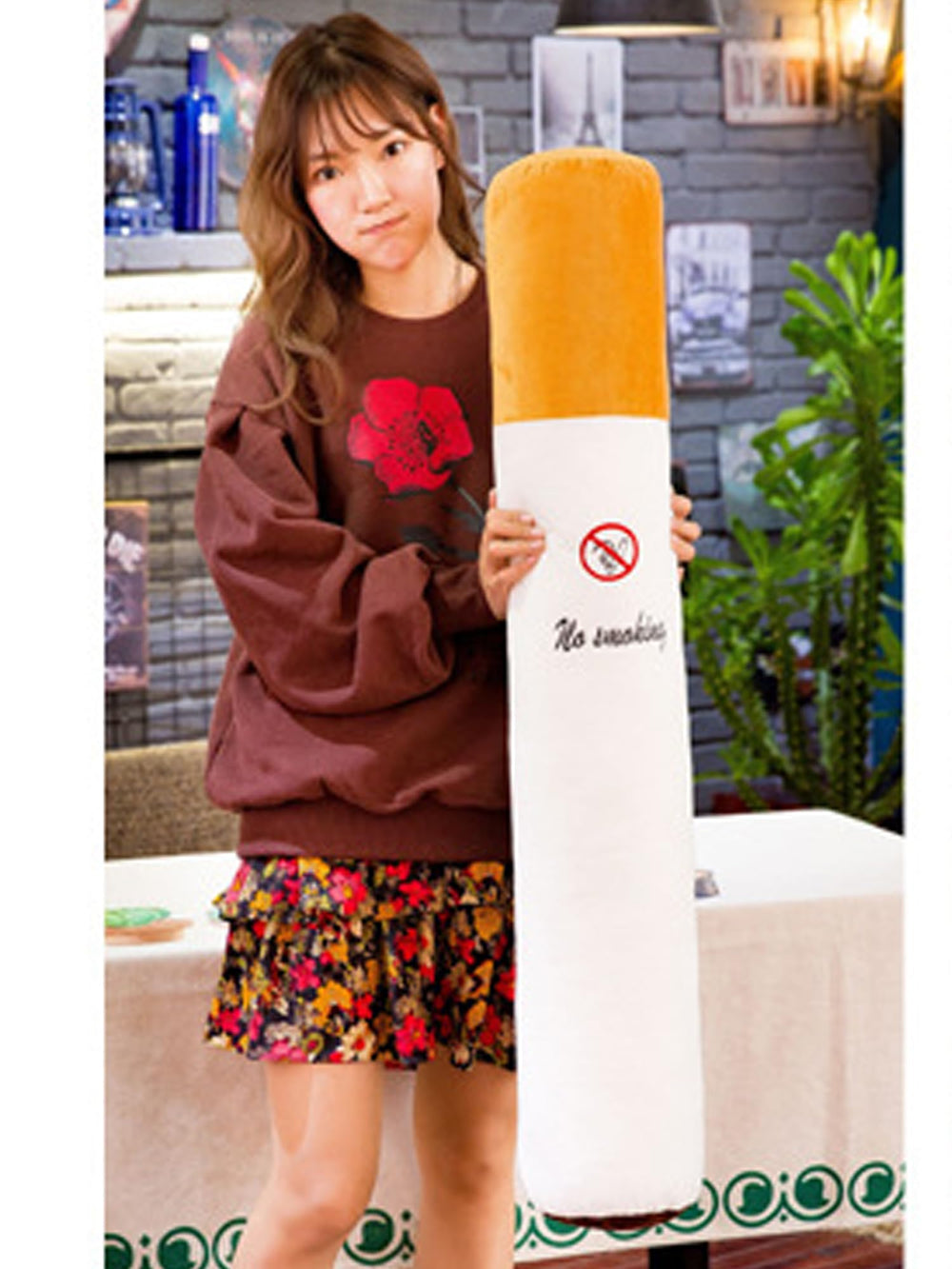 Long cylindrical cushion for lounges and couches, Batedan plush comfort
