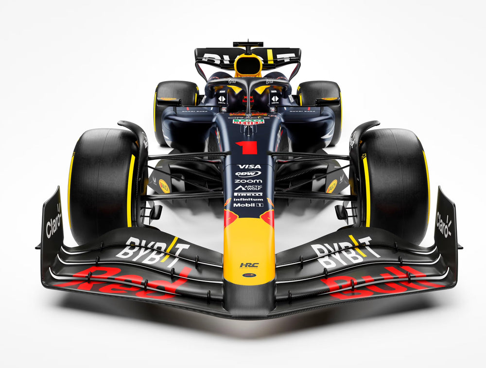 BBurago Red Bull RB20 1:43 wheel detail reveals realistic tires and rims