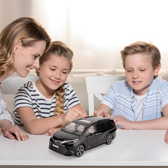 BDTCTK Sienna 1:24 pull-back motion for quick, fun action