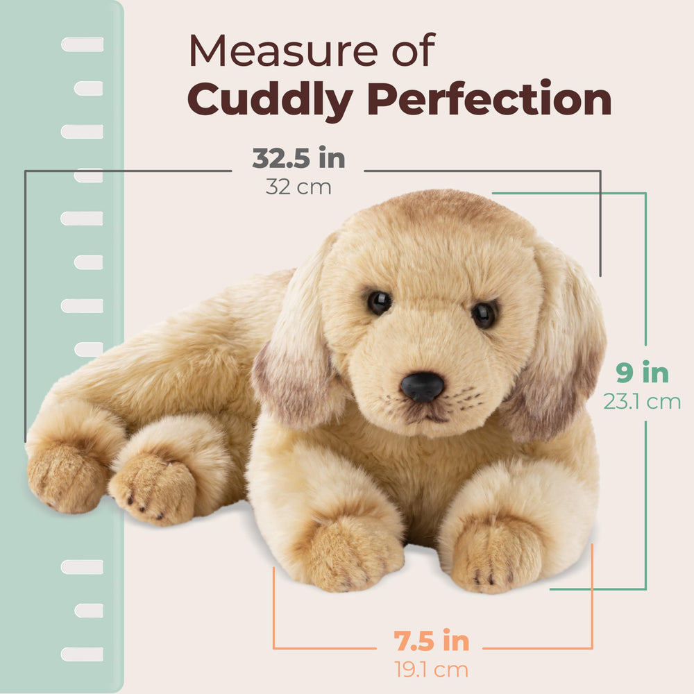 Bearington Baker lifelike features for realistic pretend play.