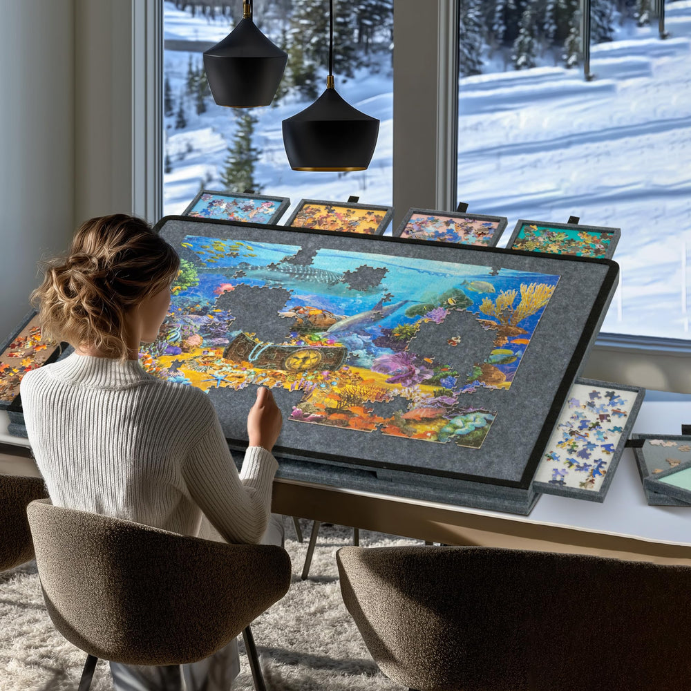 Becko US board fits most 1500-piece puzzles with sturdy felt surface.