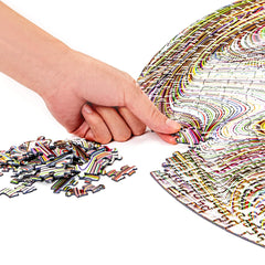 Bgraamiens finish size 26.57-inch square provides a panoramic display area.