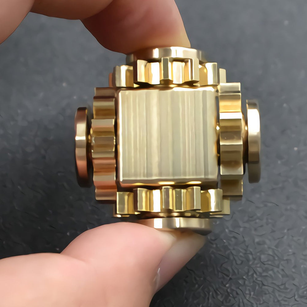 Bitopbi Pure Brass Fidget Spinner top-view shows smooth metal sensations