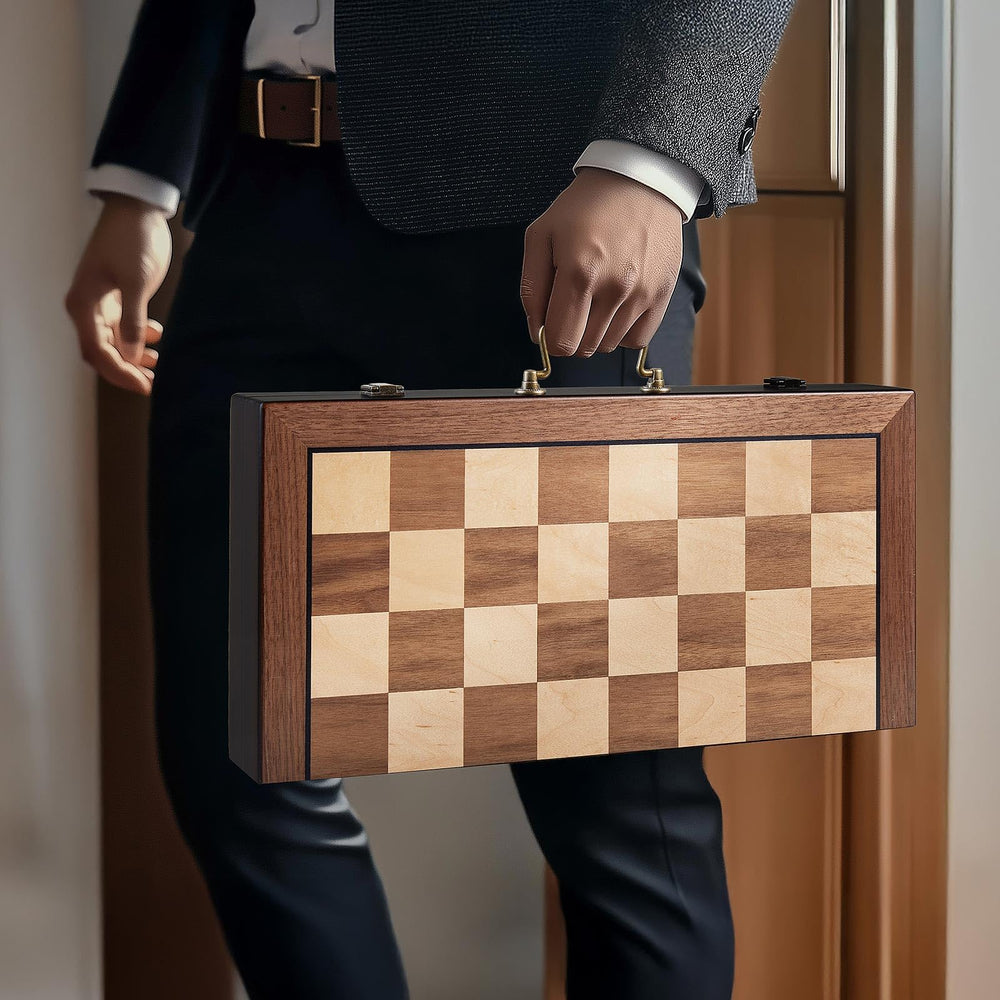 BIVOMON leather-felt bottom protects the board and reduces noise during play.