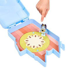 Bluey carrying case with a sturdy handle for portable storage
