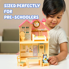 Bluey mini house playset 2.5-inch figure adds familiar character for scenes.