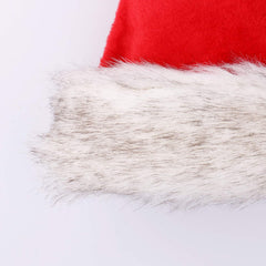 Boieo Deluxe Santa Hat XL design suits festive crowds and events.