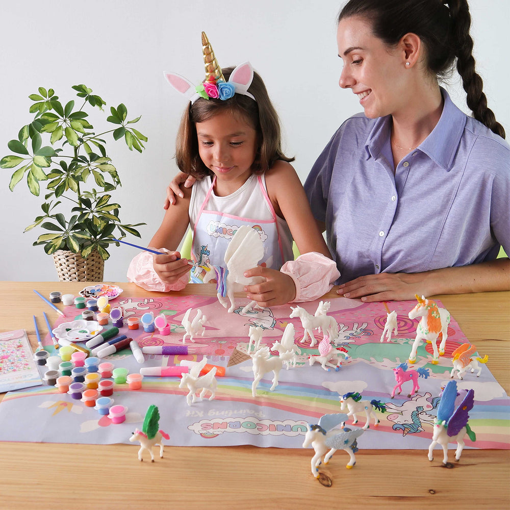 BONNYCO accessories include glitter gel, brushes, diamonds, and headband
