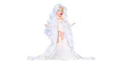 Bratz Cloe faux fur scarf adds luxe warmth to outfits, ideal for imaginative play.