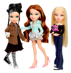 Bratz Regina pink heels complete the Spring Fling ensemble