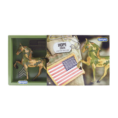 Breyer Artisan craftsmanship detail emphasizes hand-made quality on every figure.