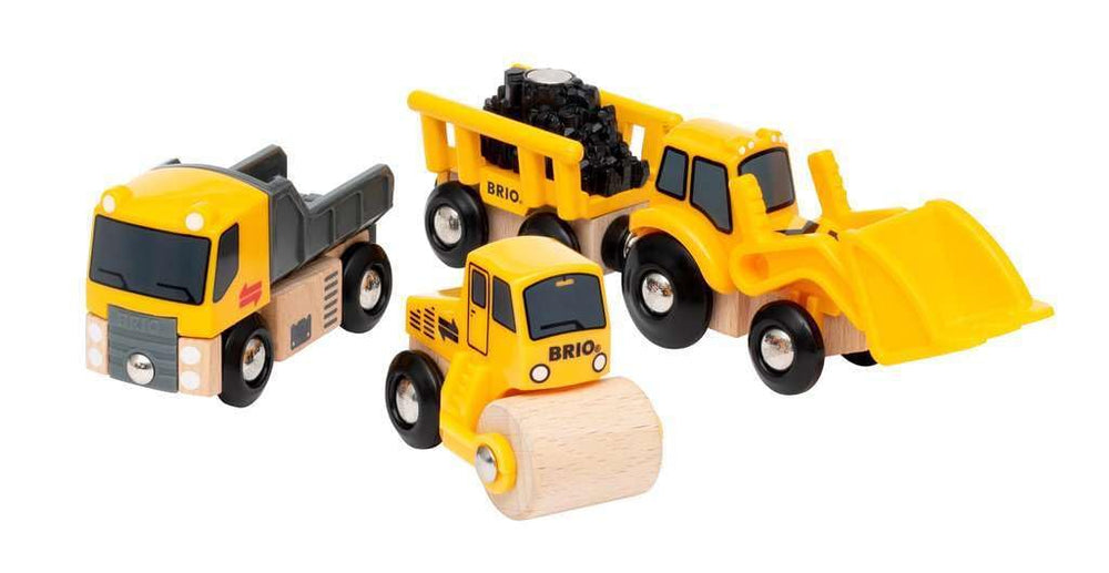 BRIO construction vehicles with magnetic couplers for easy linking