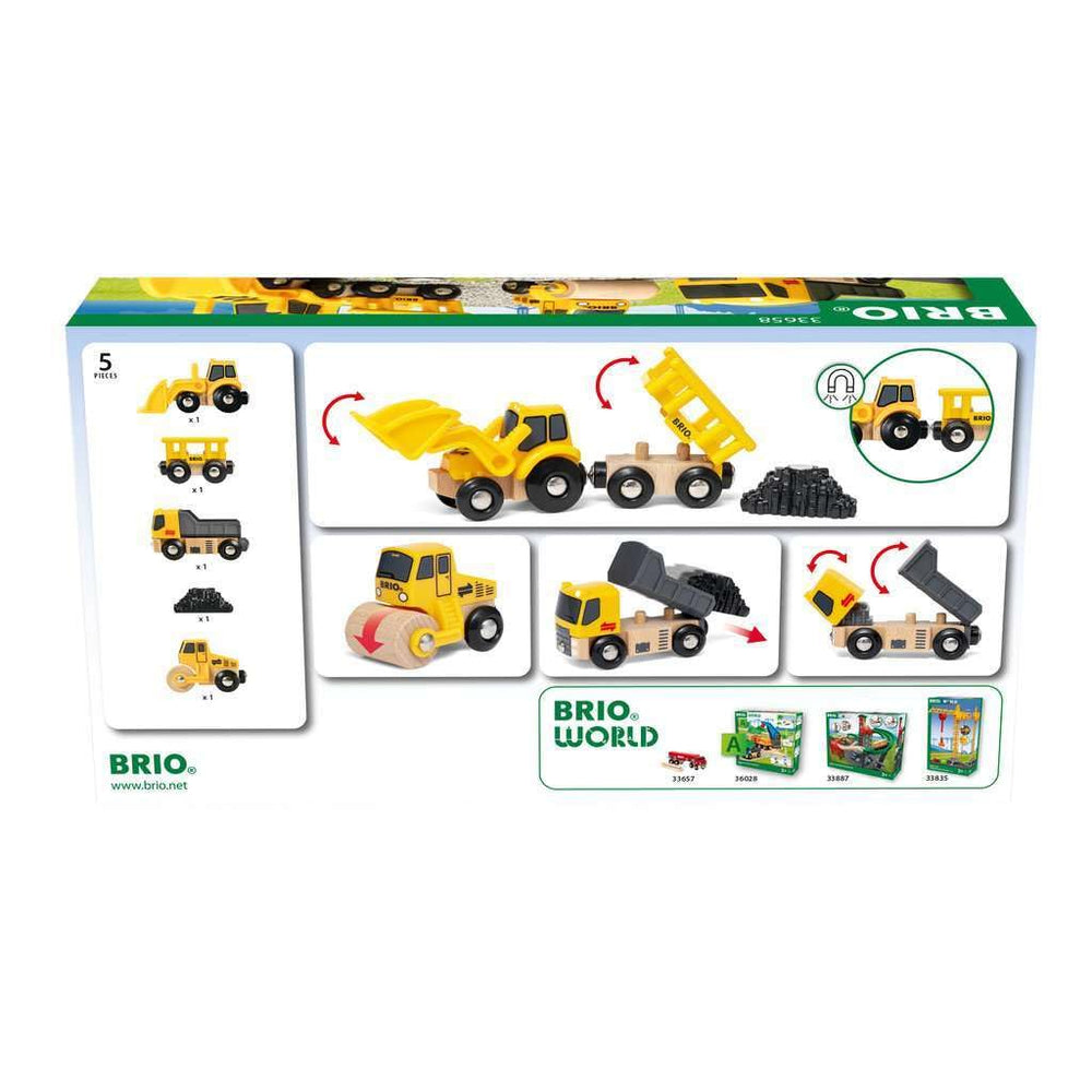 BRIO wooden train set with magnetic couplings for quick setup