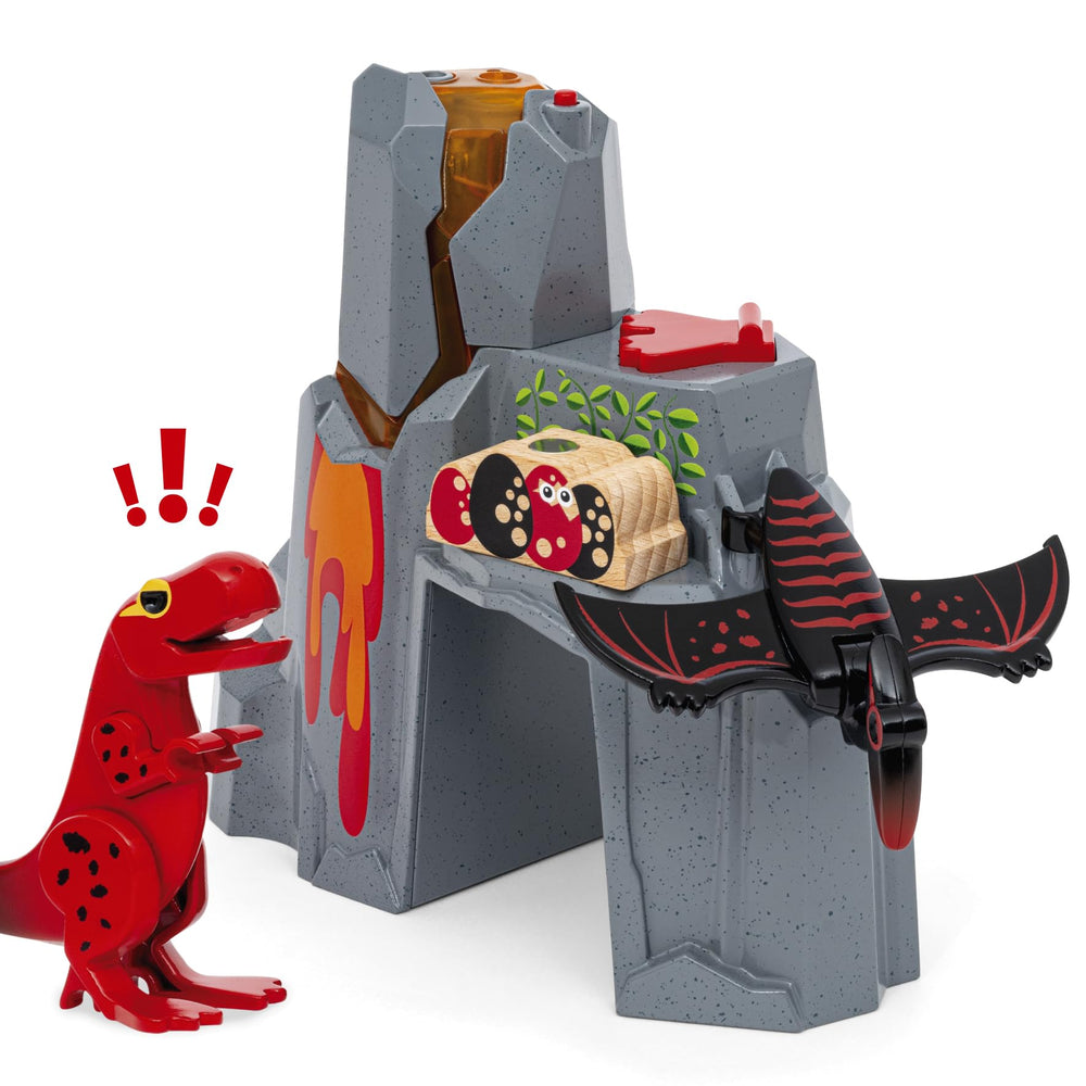 BRIO glowing lava lights create vivid atmosphere for storytelling