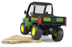 Bruder John Deere 855D Gator XUV kingpin steering enables precise, responsive maneuvering.