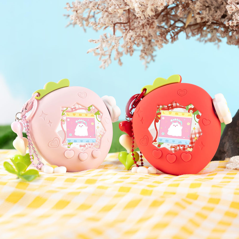 Bubblelogus Strawberry Aesthetic on Tamagotchi Paradise adds charm.